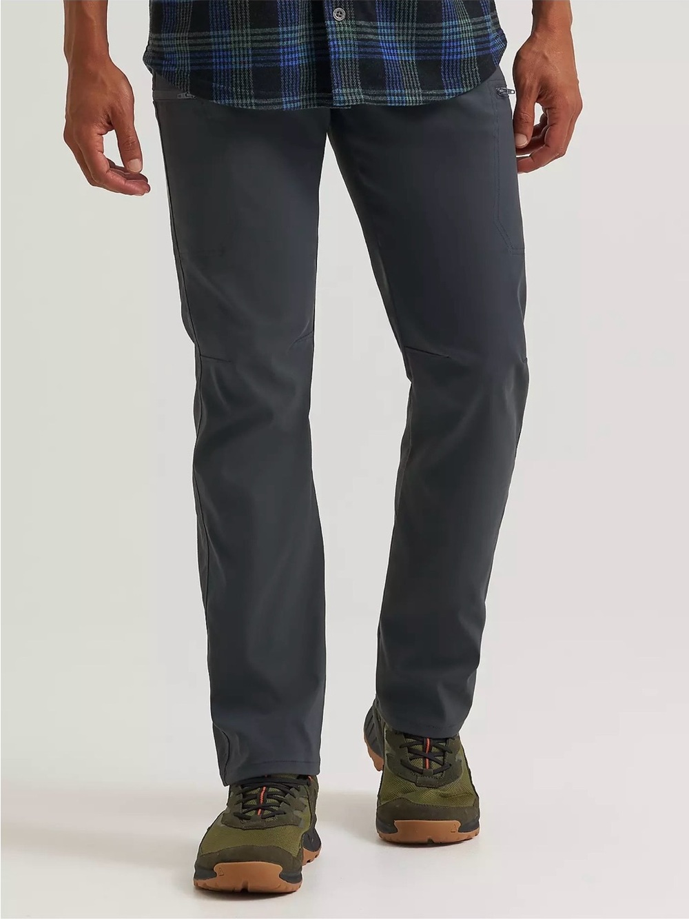 Wrangler Men's ATG All Terrain Gear Cargo Pants Charcoal Grey Size 34x30